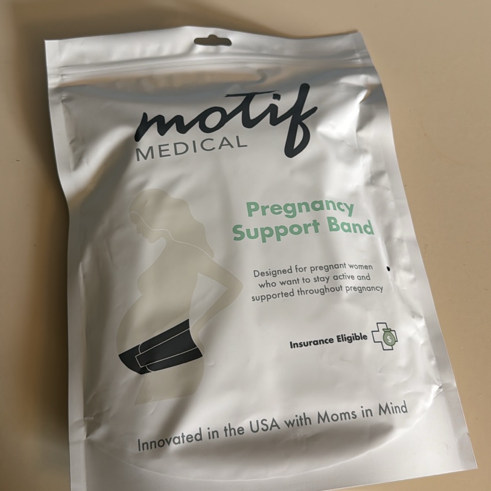 Motif Medical Pregnancy Support Band - White